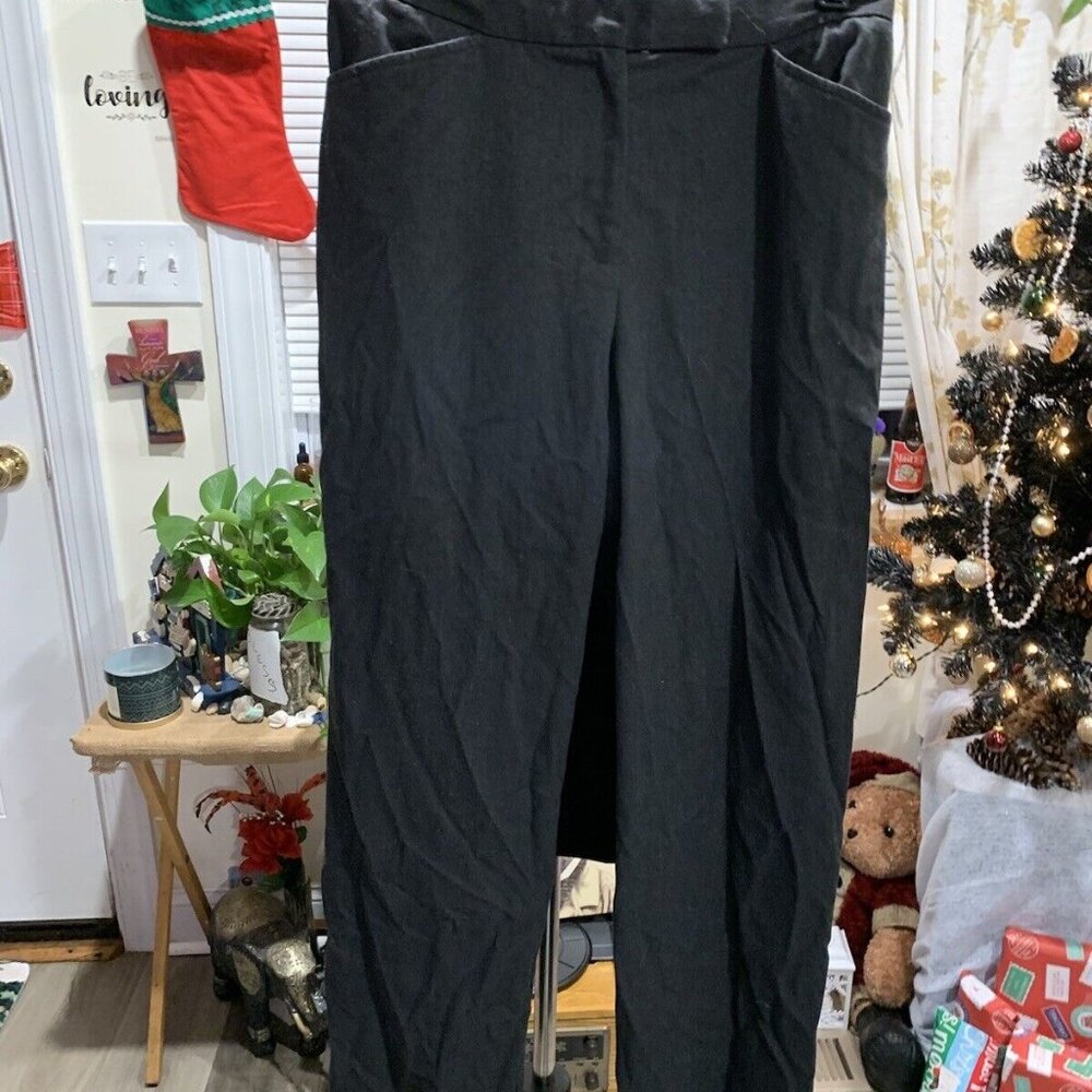 Tommy Hilfiger Women’s Pants Size 6